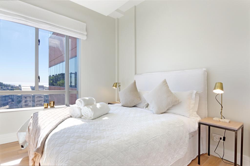Triangle Luxury Suites By Totalstay Cape Town Bagian luar foto
