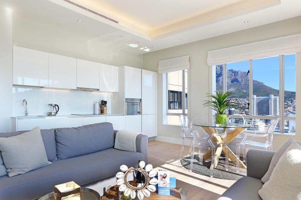 Triangle Luxury Suites By Totalstay Cape Town Bagian luar foto