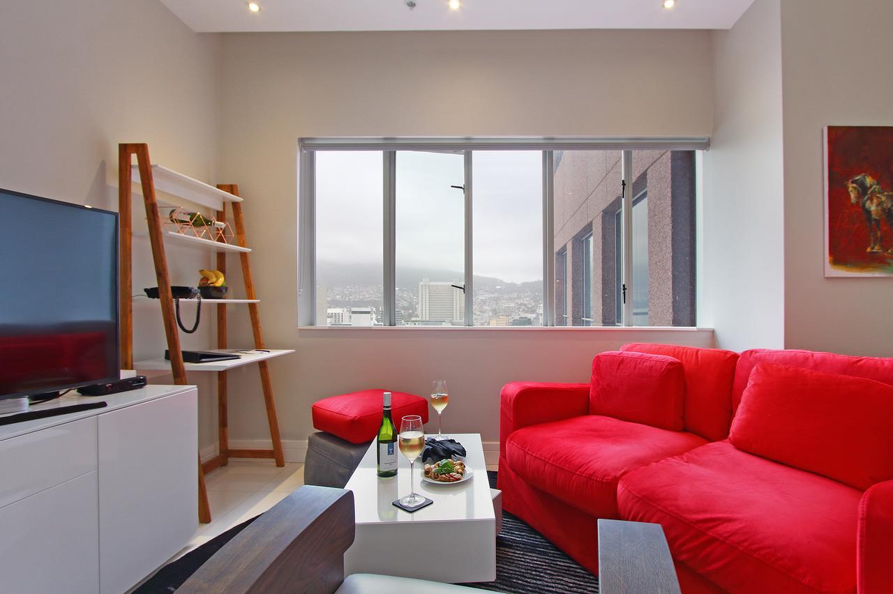 Triangle Luxury Suites By Totalstay Cape Town Bagian luar foto
