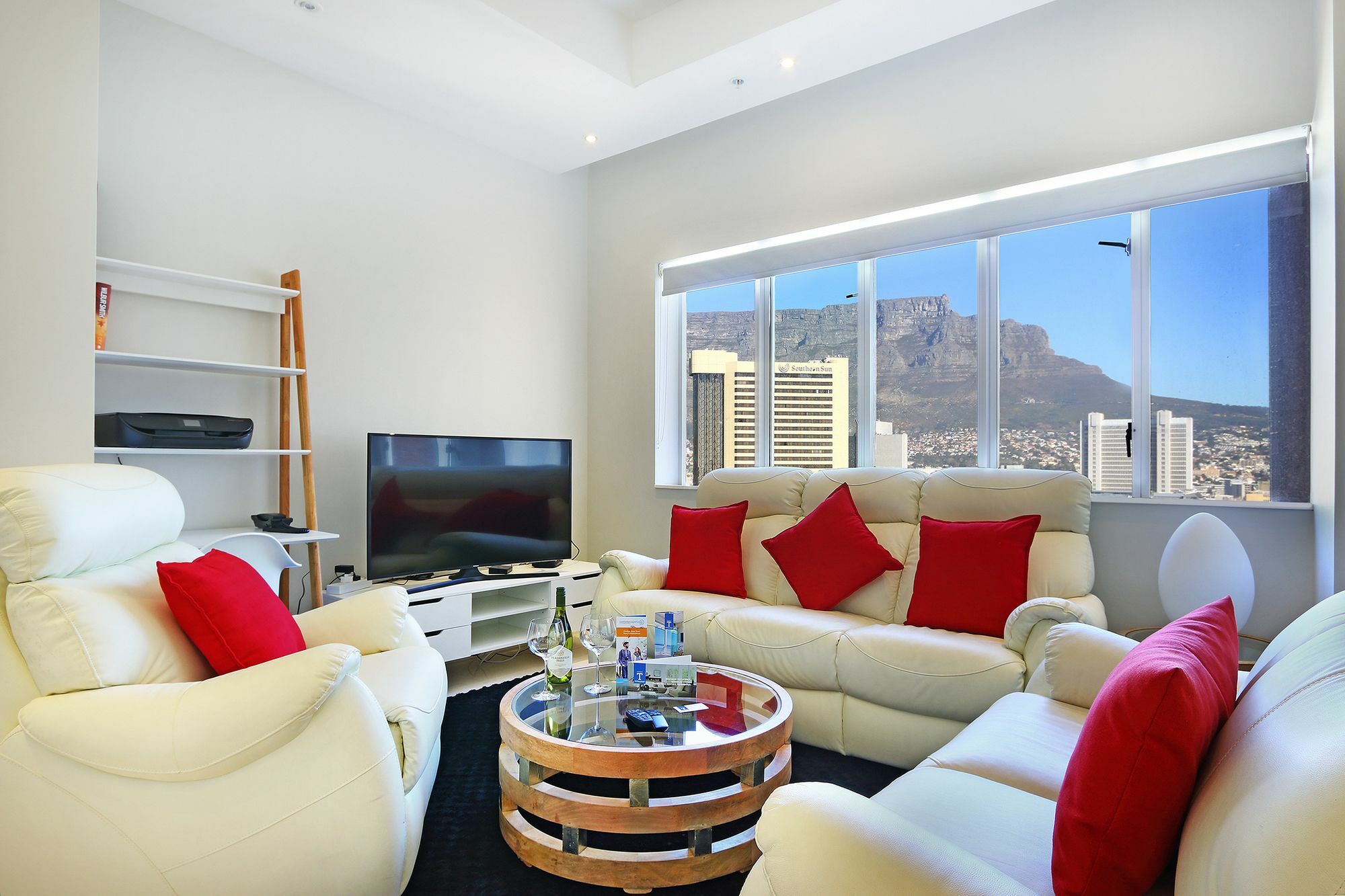 Triangle Luxury Suites By Totalstay Cape Town Bagian luar foto