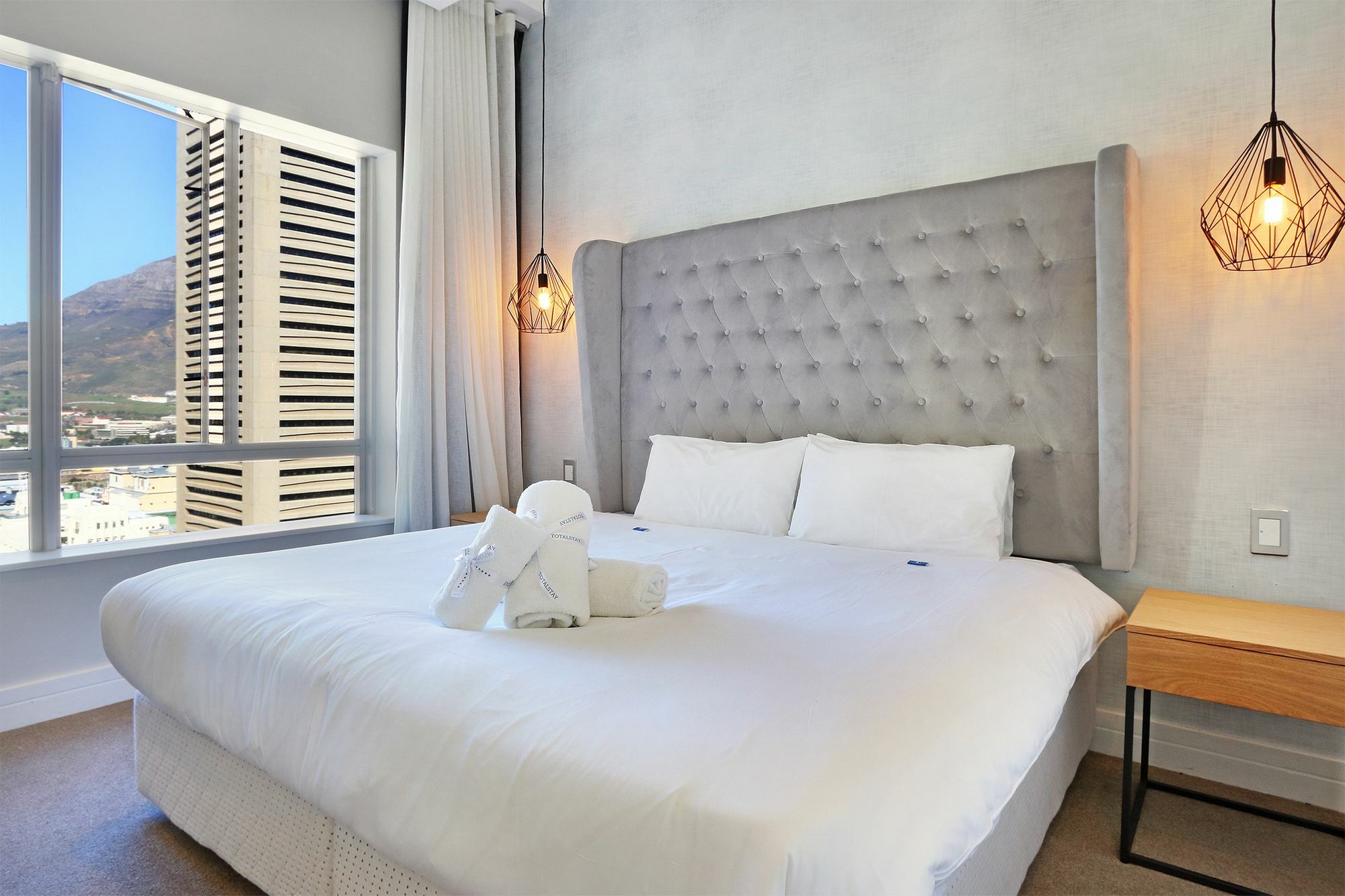 Triangle Luxury Suites By Totalstay Cape Town Bagian luar foto