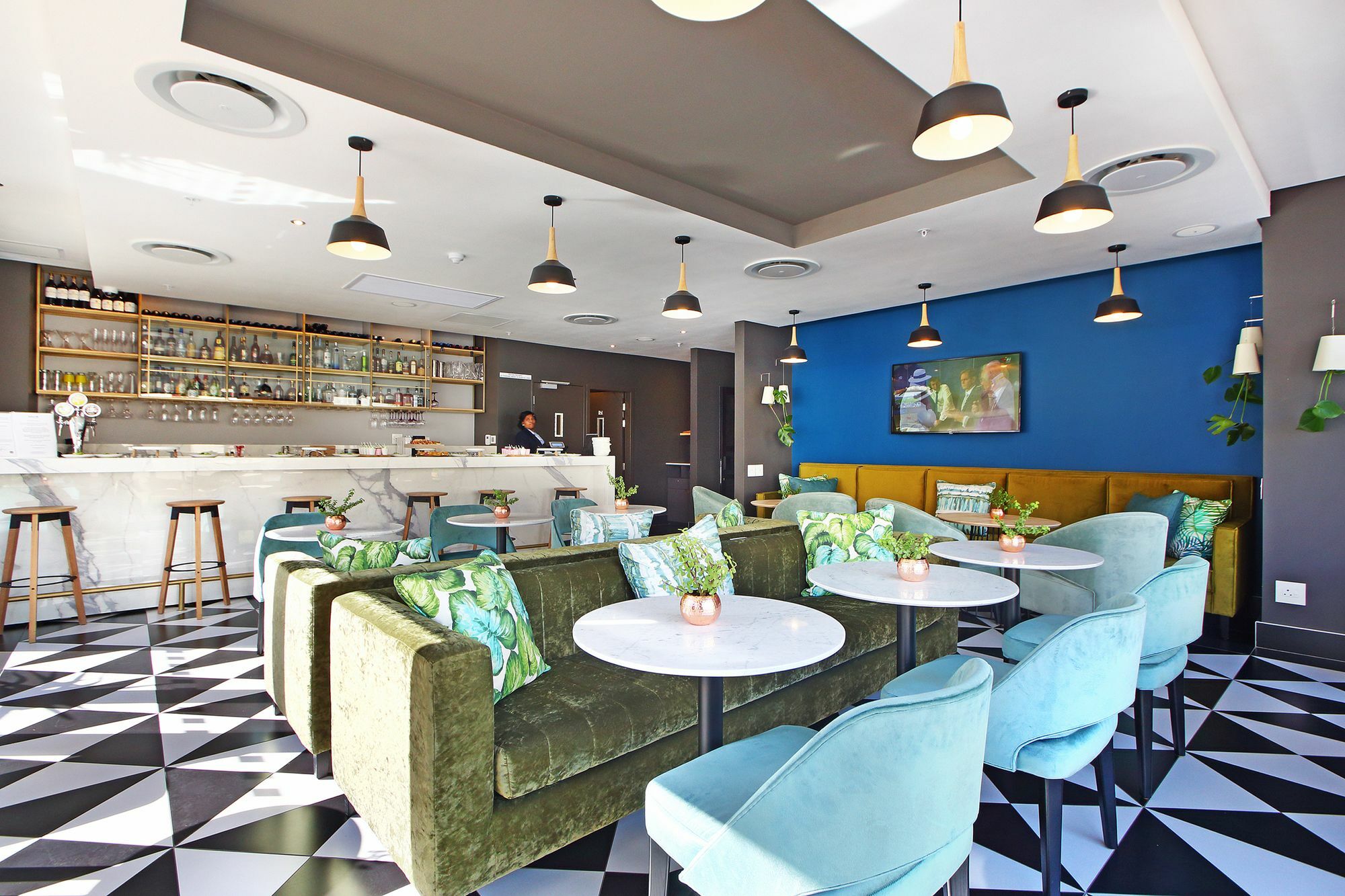 Triangle Luxury Suites By Totalstay Cape Town Bagian luar foto